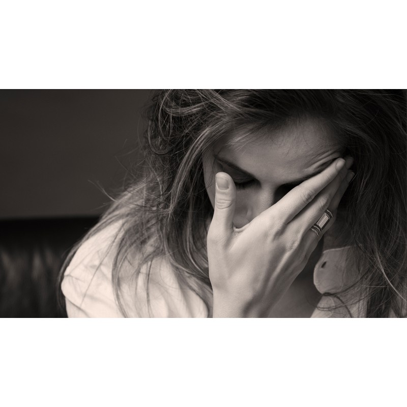 Fantoly Nikolett pályakezdése az Emberi Hang című monodrámában 234